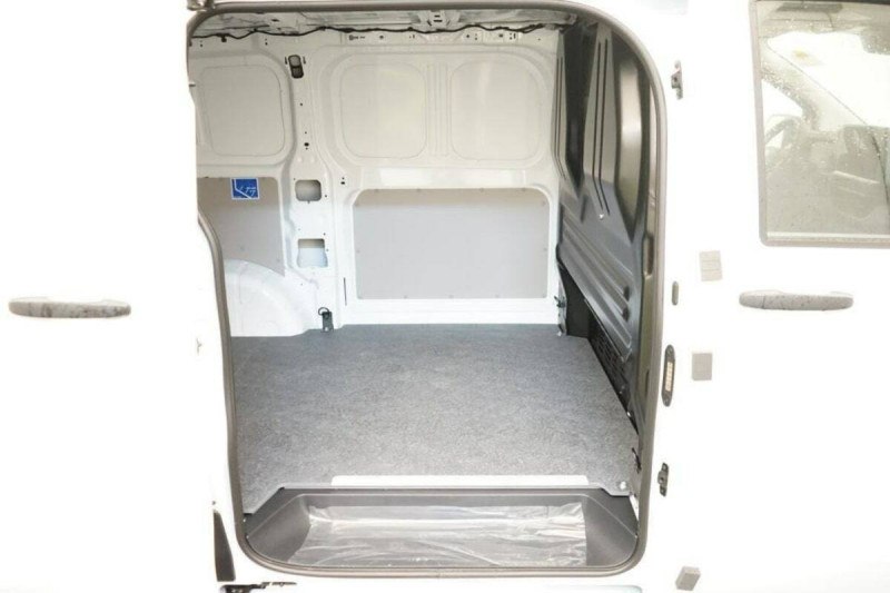 VOLKSWAGEN TRANSPORTER V L1H1 2.0 TDI 150 BVA8 BUSINESS