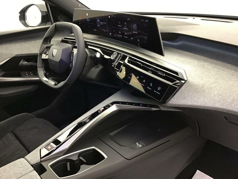 PEUGEOT 3008 PHASE 4 GT EXCLUSIVE 1.2 HYBRID 145