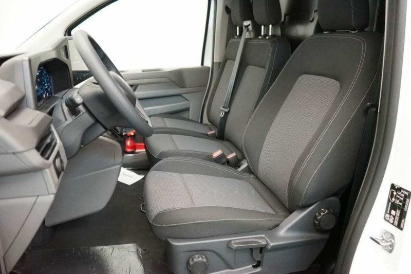 VOLKSWAGEN TRANSPORTER V L1H1 2.0 TDI 150 BUSINESS