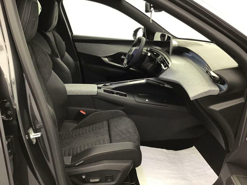 PEUGEOT 3008 PHASE 4 GT EXCLUSIVE 1.2 HYBRID 145