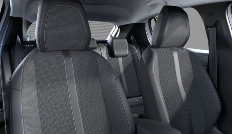 PEUGEOT 208 PURETECH 100 ALLURE