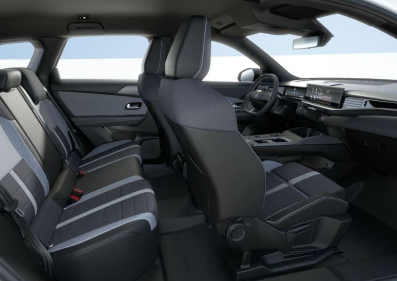 OPEL GRANDLAND HYBRID 145 AUT