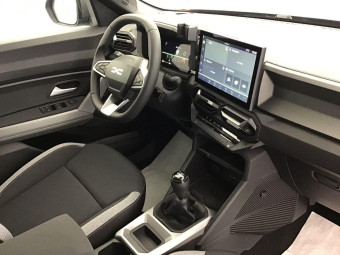 DACIA BIGSTER JOURNEY 1.8 HYBRID 155