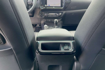 TOYOTA HILUX 2.8 204 BVA INVINCIBLE 4PL