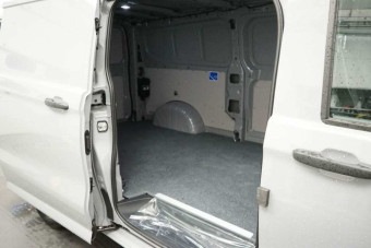 VOLKSWAGEN TRANSPORTER V L2H1 2.0 TDI 150 BVA8 BUSINESS