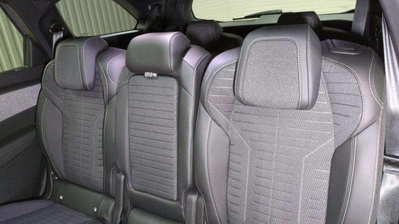 PEUGEOT 5008 HYBRID 145 GT E-DCS6