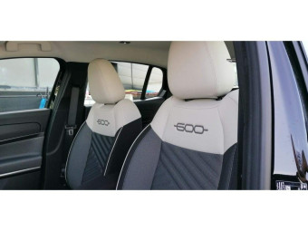FIAT FIAT 600 1.2 HYBRID 145 DCT ICON