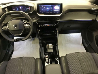 PEUGEOT 2008 HYBRID 136 E-DCS6 GT