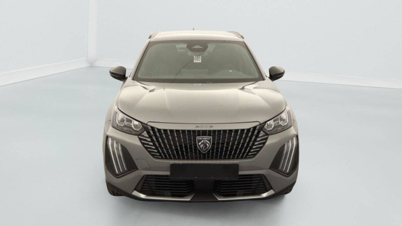 PEUGEOT 2008 ALLURE HYBRID 145 E-DSC6