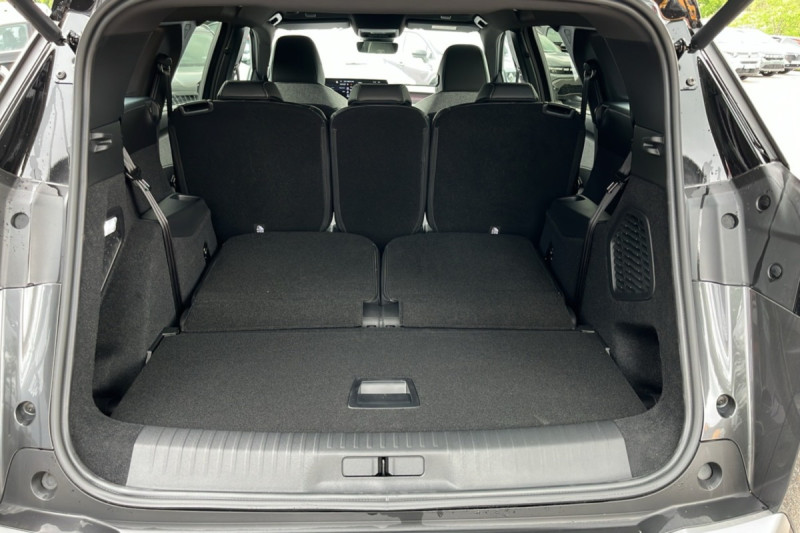 PEUGEOT 5008 HYBRID 145 E-DCS6 GT 360 T.O