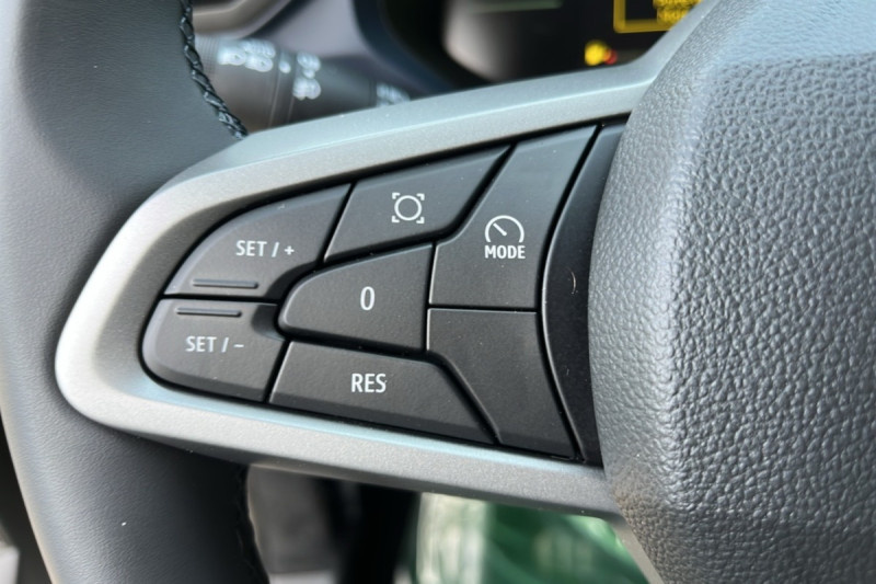 DACIA BIGSTER HYBRID 155 EXPRESSION PLUS