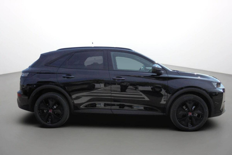 DS DS7 BLUEHDI 130 EAT8 PERFORMANCE LINE