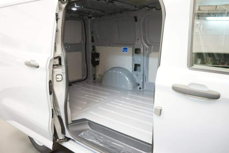 VOLKSWAGEN TRANSPORTER V L1H1 2.0 TDI 150 BUSINESS