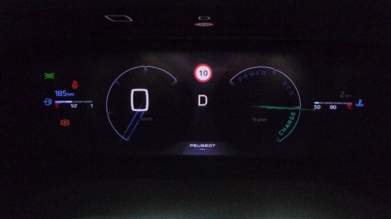PEUGEOT 2008 HYBRID 145 CH E-DCS6 GT