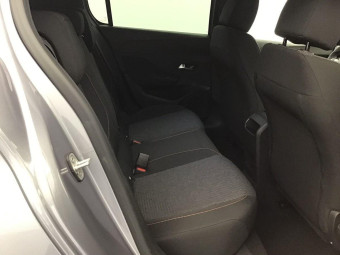PEUGEOT 308 1.2 HYBRID 145 BUSINESS