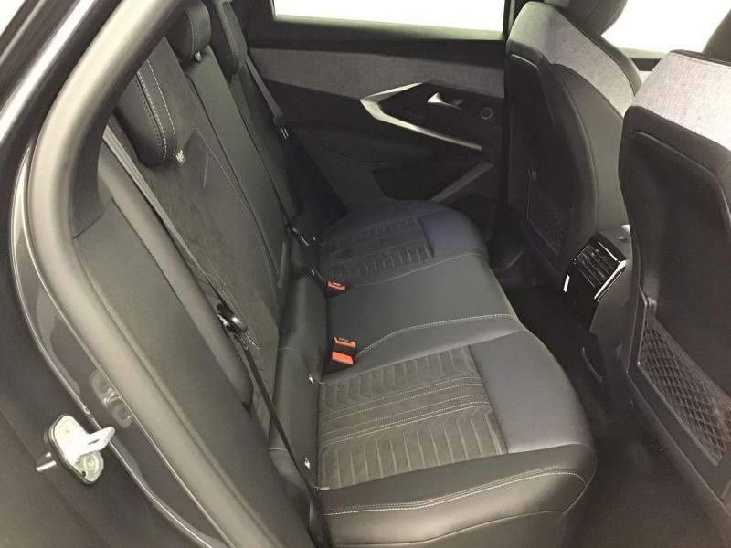 PEUGEOT 3008 HYBRID 145 E-DCS6 GT EXCLUSIVE