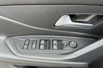 PEUGEOT 308 HYBRID 145 E-DSC6 ALLURE PLUS