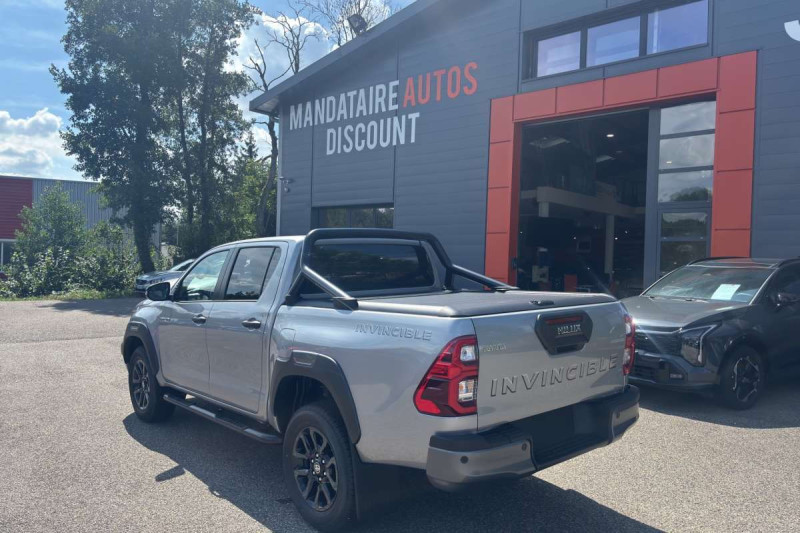 TOYOTA HILUX 2.8 204 BVA INVINCIBLE RIDEAU