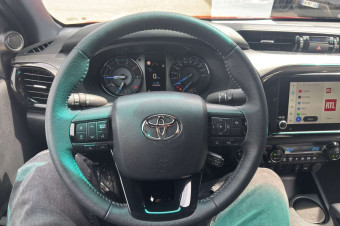 TOYOTA HILUX 2.8 204 BVA INVINCIBLE 4PL
