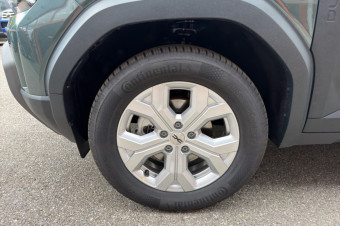 DACIA DUSTER HYBRID-G 150 4X4 EXPRESSION +