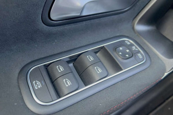 MERCEDES-BENZ CLASSE A 200 7G-DCT AMG LINE