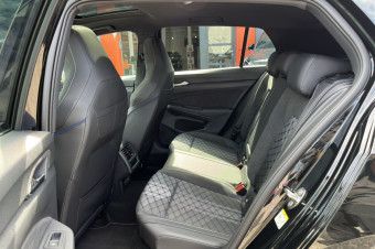VOLKSWAGEN GOLF TDI 150 DSG R-LINE T.O 360