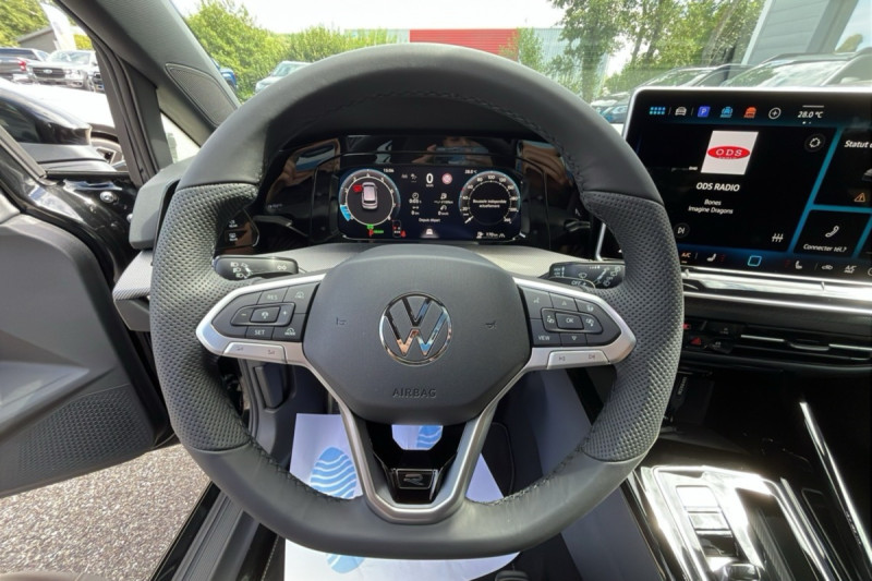 VOLKSWAGEN GOLF TDI 150 DSG R-LINE T.O 360