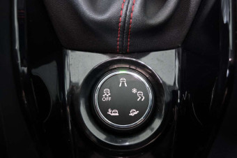 PEUGEOT 2008 1.2  130 GT LINE