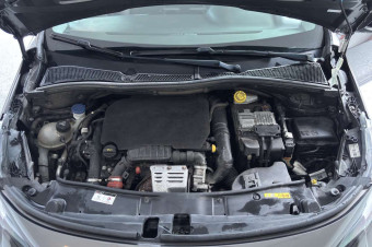PEUGEOT 2008 1.2  130 GT LINE