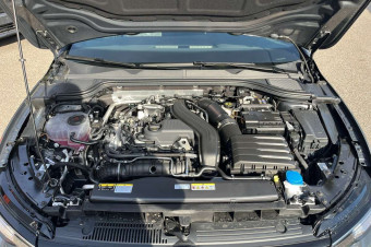 VOLKSWAGEN GOLF E-TSI 150 DSG R-LINE T.O 360