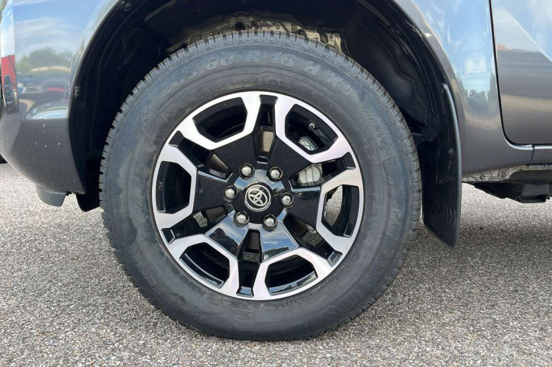 TOYOTA HILUX 2.4 D4-D 150 BVA EXECUTIVE CUIR 4PL
