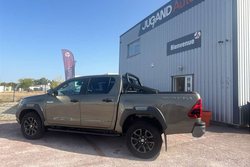 TOYOTA HILUX 2.8 204 BVA INVINCIBLE RIDEAU