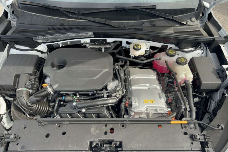 MG ZS 1.5 L HYBRID+ 195 CH LUXURY T.O