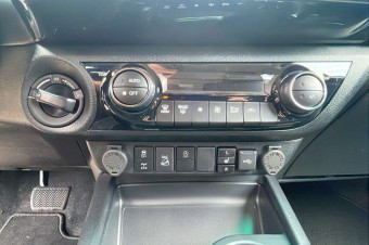 TOYOTA HILUX 2.8 D4-D 204 BVA EXECUTIVE 4PL