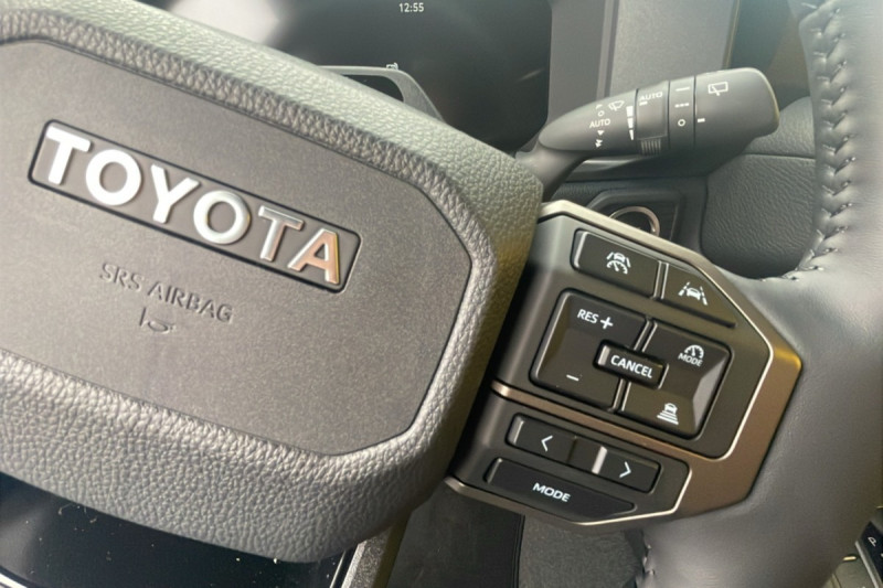 TOYOTA LAND CRUISER GDJ 250 LEGENDE 2.8 204 2 PL