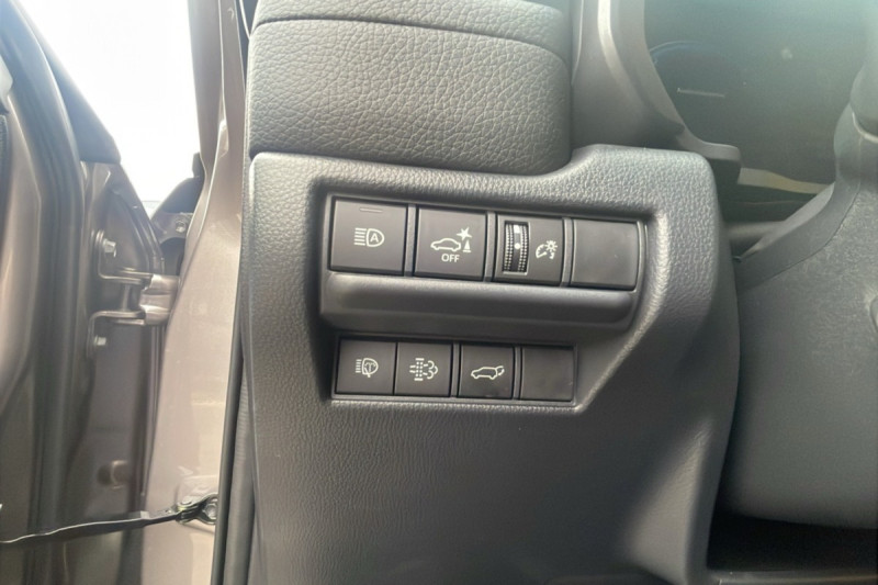 TOYOTA LAND CRUISER GDJ 250 LEGENDE 2.8 204 2 PL