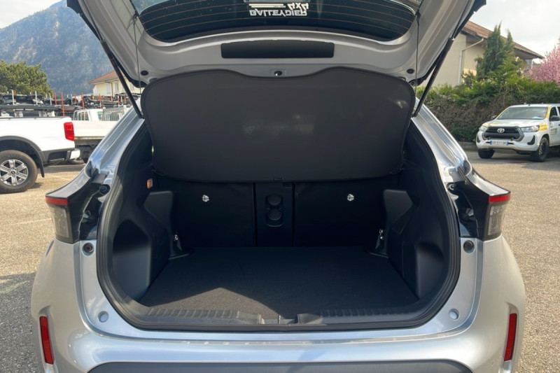 TOYOTA YARIS CROSS HYBRIDE 130 DESIGN CARGO