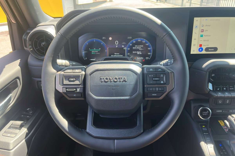 TOYOTA LAND CRUISER GDJ 250 LEGENDE 2.8 204 2 PL