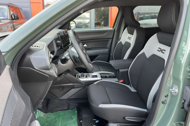 DACIA DUSTER HYBRID-G 150 4X4 JOURNEY CITY
