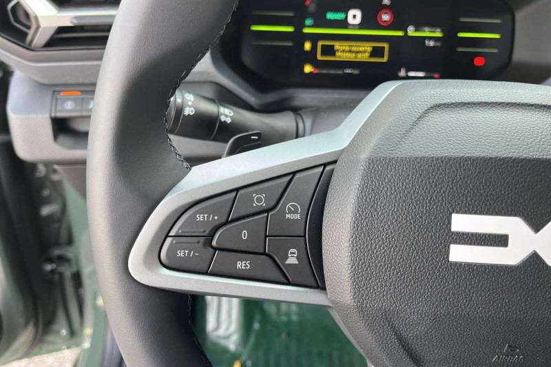 DACIA DUSTER HYBRID-G 150 4X4 JOURNEY CITY