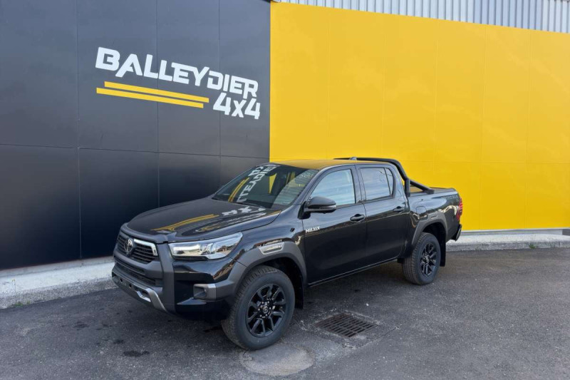TOYOTA HILUX 2.8 204 BVA INVINCIBLE RIDEAU