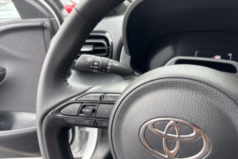 TOYOTA YARIS CROSS HYBRIDE 130 DESIGN CARGO