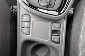 TOYOTA YARIS CROSS HYBRIDE 130 DESIGN CARGO