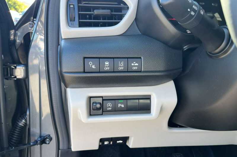 SUZUKI SWIFT 1.2  HYBRID ALLGRIP PRIVILEGE