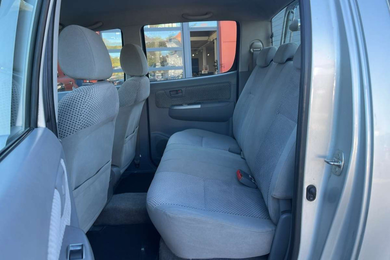 TOYOTA HILUX 3.0 171 LEGENDE 2CAB BVM5