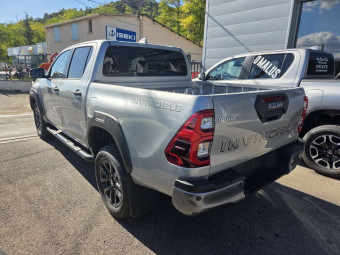 TOYOTA HILUX 2.8 204 BVA INVINCIBLE 4PL