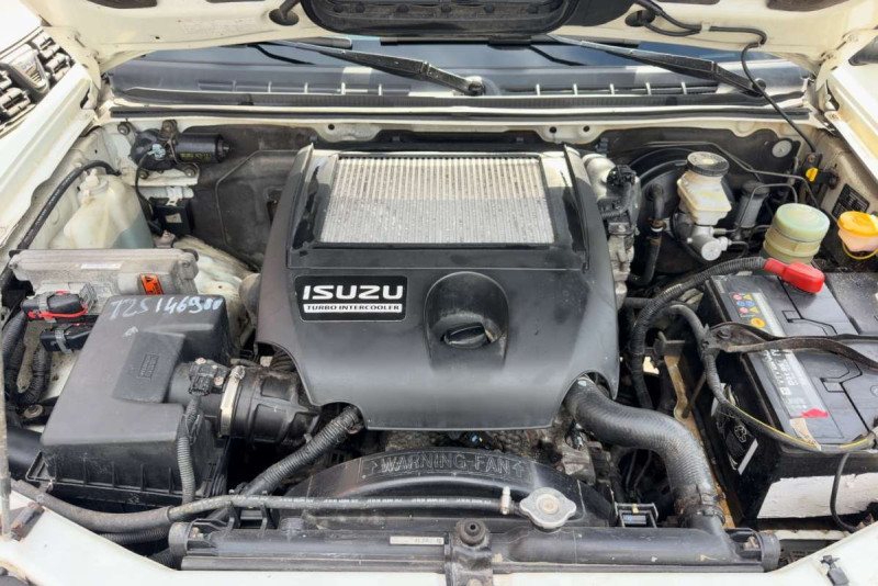 ISUZU D-MAX SPACE CAB 3.0 163 L