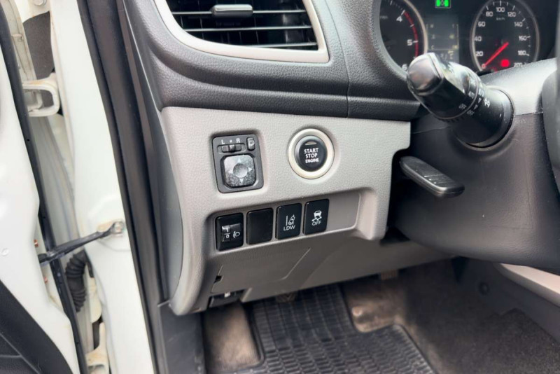 MITSUBISHI L200 2.4 DID 180 INTENS