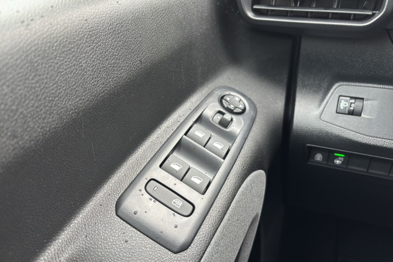 PEUGEOT RIFTER BLUEHDI 130 EAT8 ALLURE