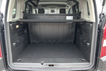 PEUGEOT RIFTER BLUEHDI 130 EAT8 ALLURE